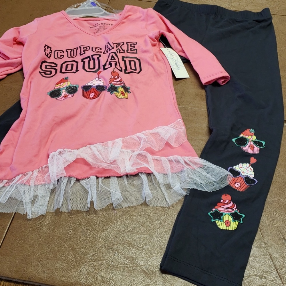 Girl's Cupcake Squad Outfit Size XS 4/5
